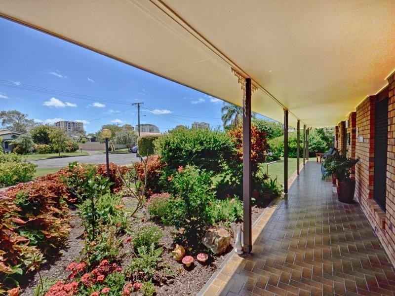 24 Onslow Street, Golden Beach QLD 4551