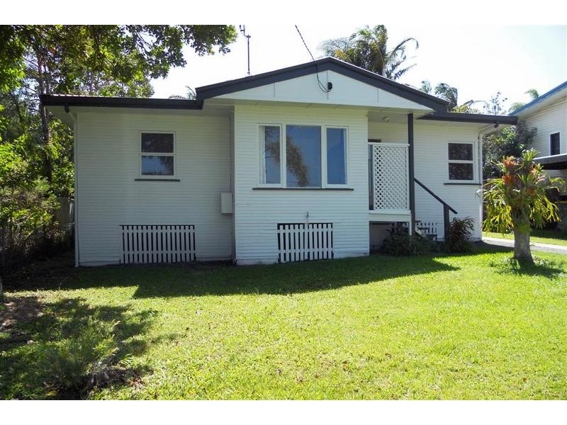 13 Oronsay Street, Caloundra QLD 4551