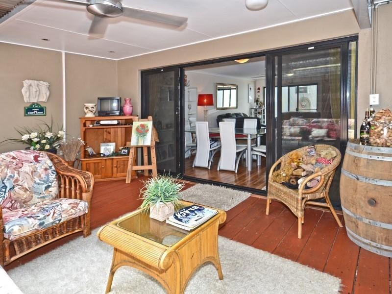 9/ 9A Browning Boulevard, Battery Hill QLD 4551