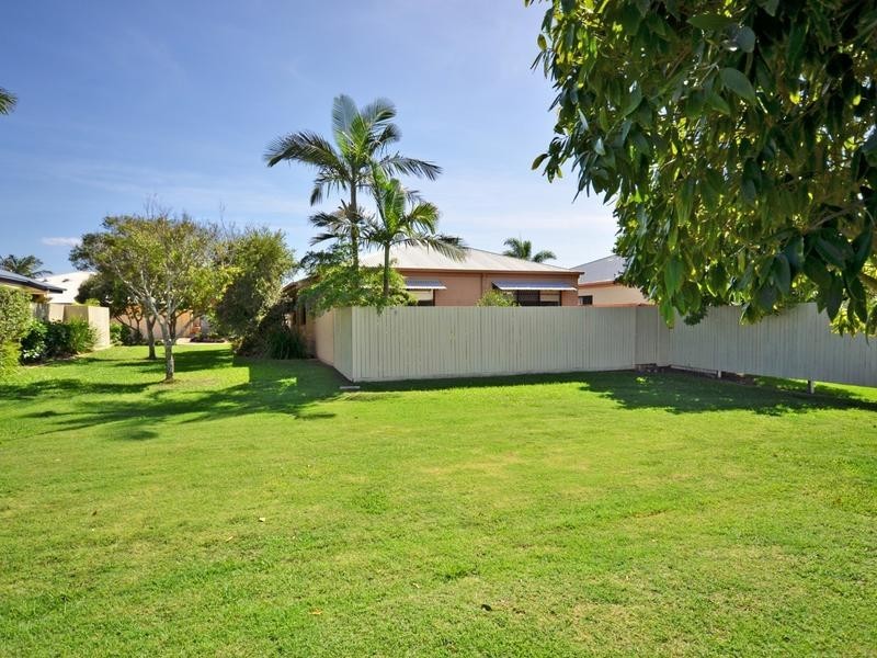 4/ 9A Browning Boulevard, Battery Hill QLD 4551