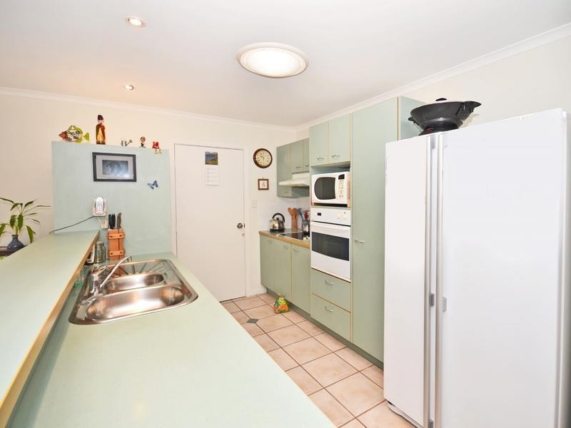 4/ 9A Browning Boulevard, Battery Hill QLD 4551