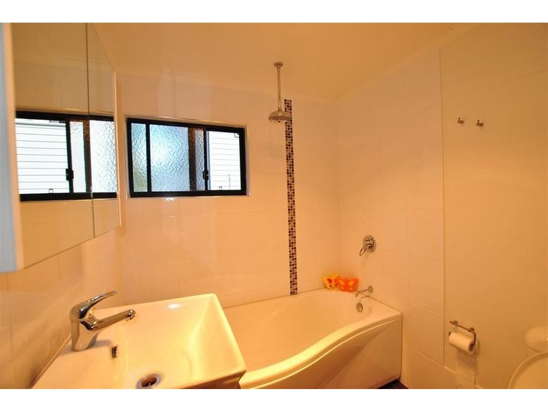 66 Paget Street, Mooloolah Valley QLD 4553