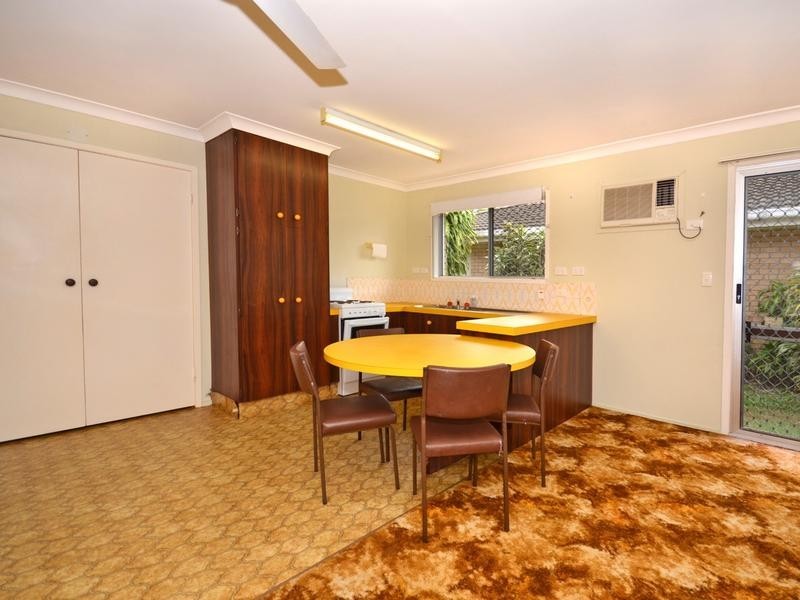 12 Palmer Avenue, Golden Beach QLD 4551