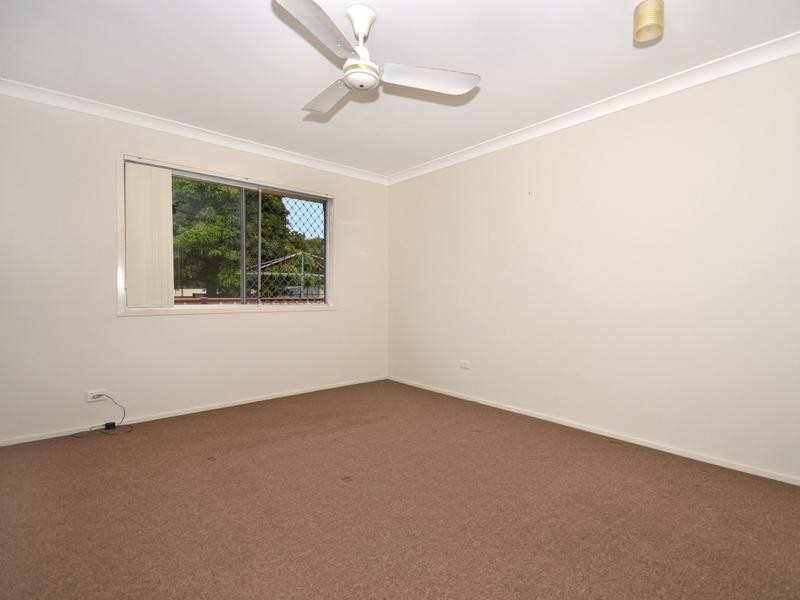 12 Palmer Avenue, Golden Beach QLD 4551