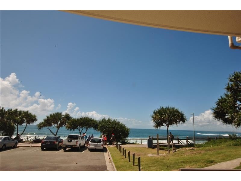 2/ 1 Esplanade Bulcock Beach, Caloundra QLD 4551