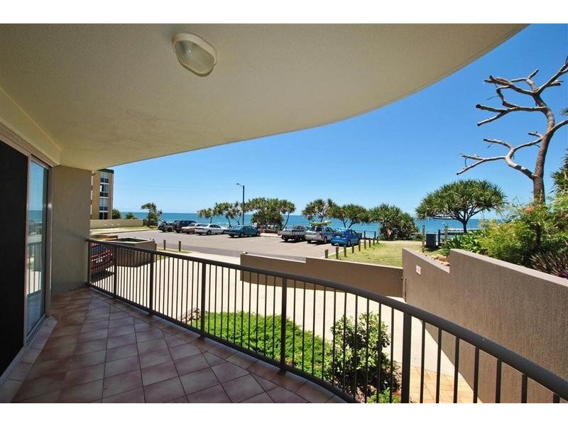 1/ 1 Esplanade Bulcock Beach, Caloundra QLD 4551