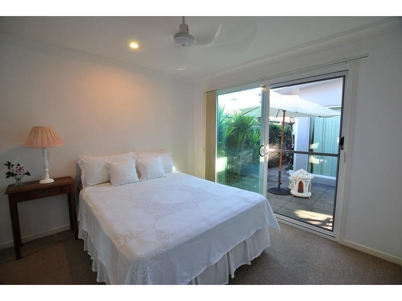 6 Pandorea Street, Meridan Plains QLD 4551