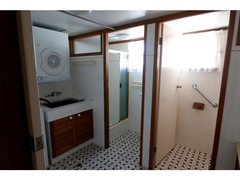 3/ 8 Queen Street, Kings Beach QLD 4551