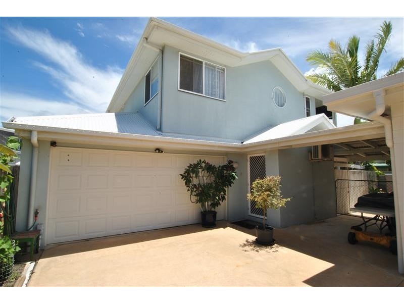 12 Park Street, Caloundra QLD 4551