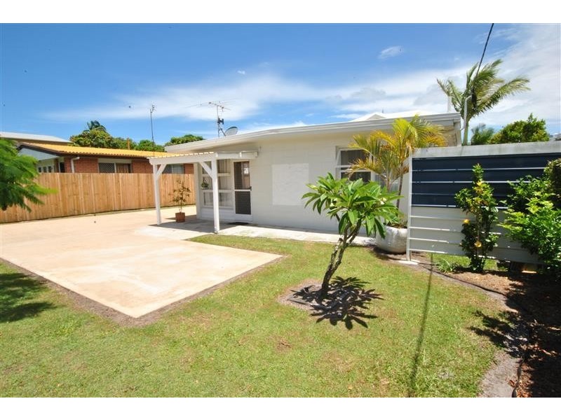 12 Park Street, Caloundra QLD 4551
