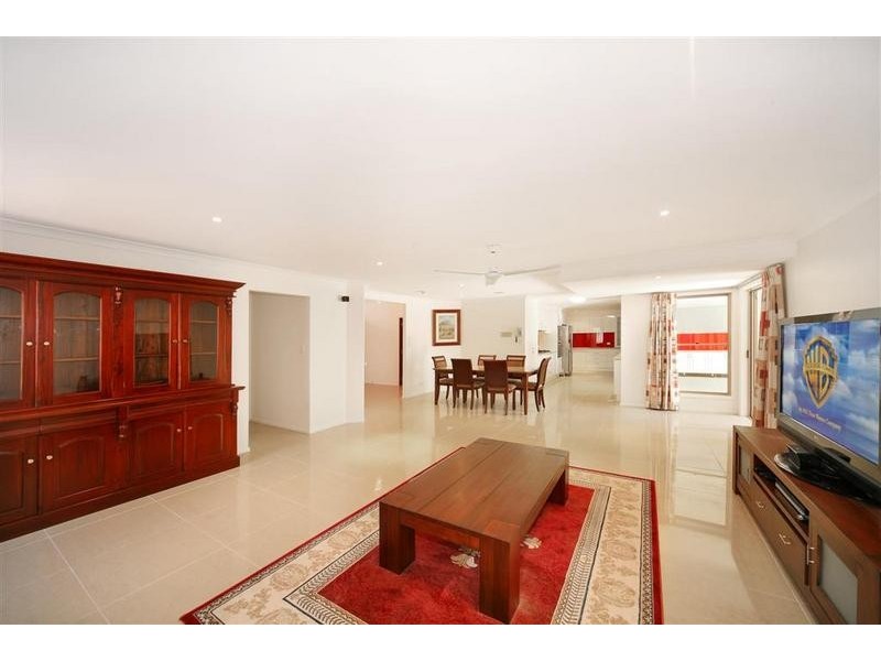 17 Parklands Boulevard, Little Mountain QLD 4551