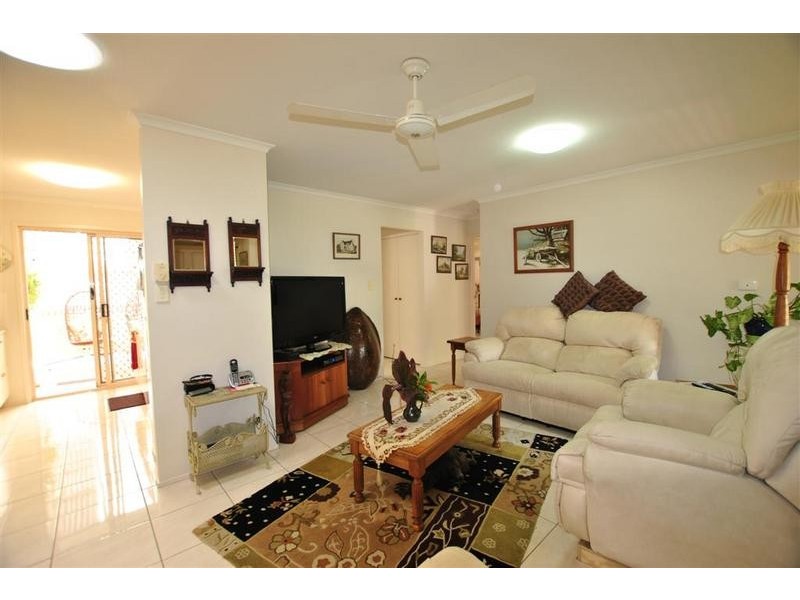 8/ 1 Peregrine Drive, Wurtulla QLD 4575