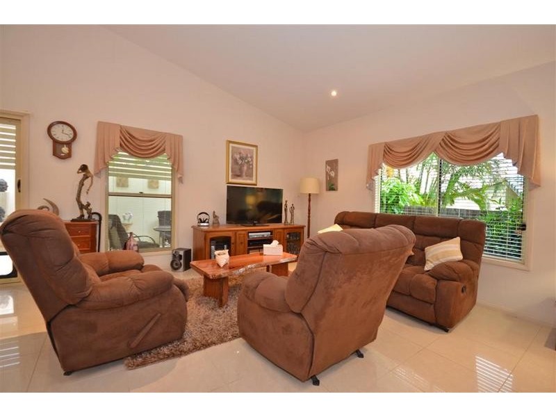 1/ 8 Parklands Boulevard, Little Mountain QLD 4551