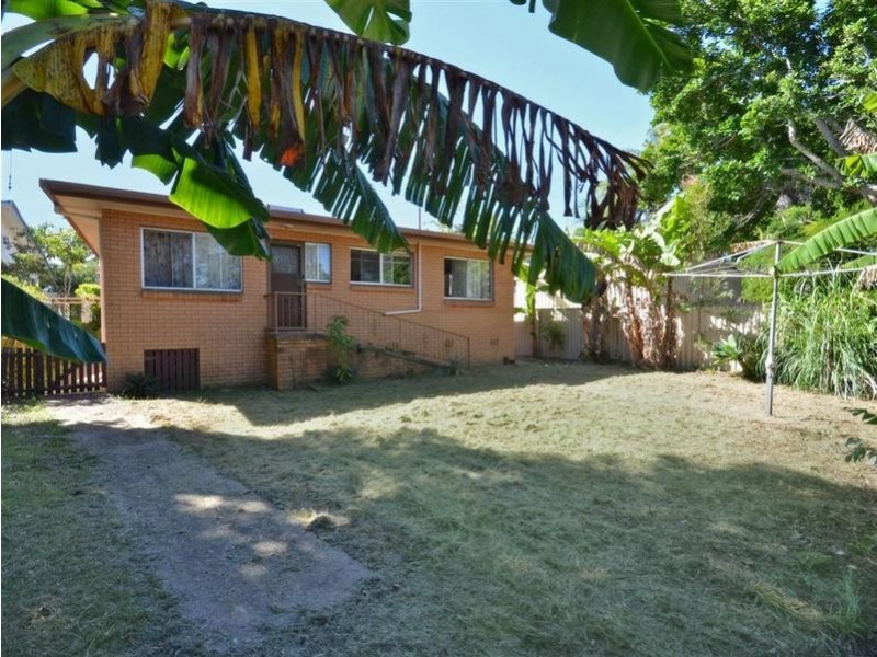 2/ 24 Suller Street, Caloundra QLD 4551