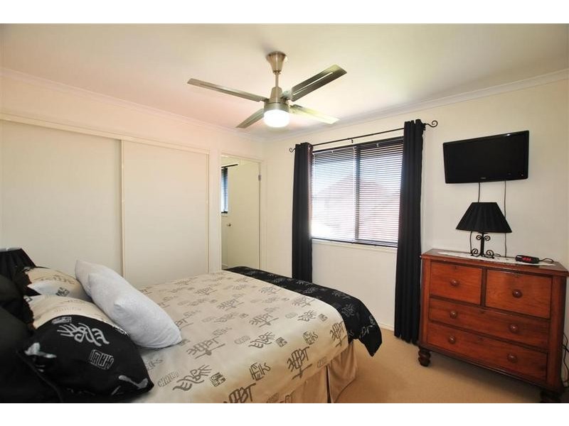 8 Parsons Close, Pelican Waters QLD 4551