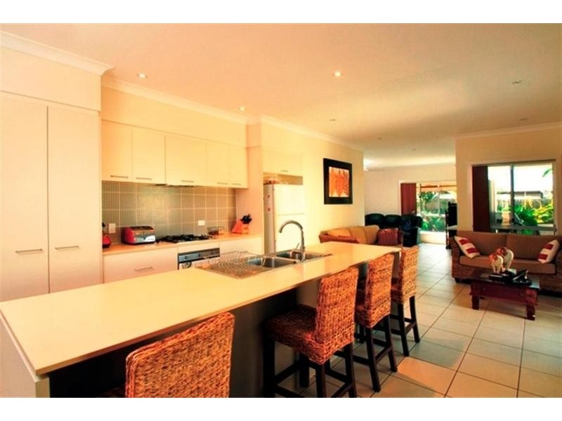 14 Pebbly Creek Crescent, Little Mountain QLD 4551