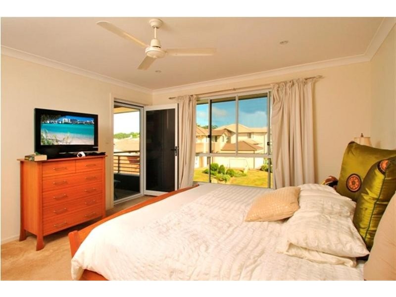 14 Pebbly Creek Crescent, Little Mountain QLD 4551