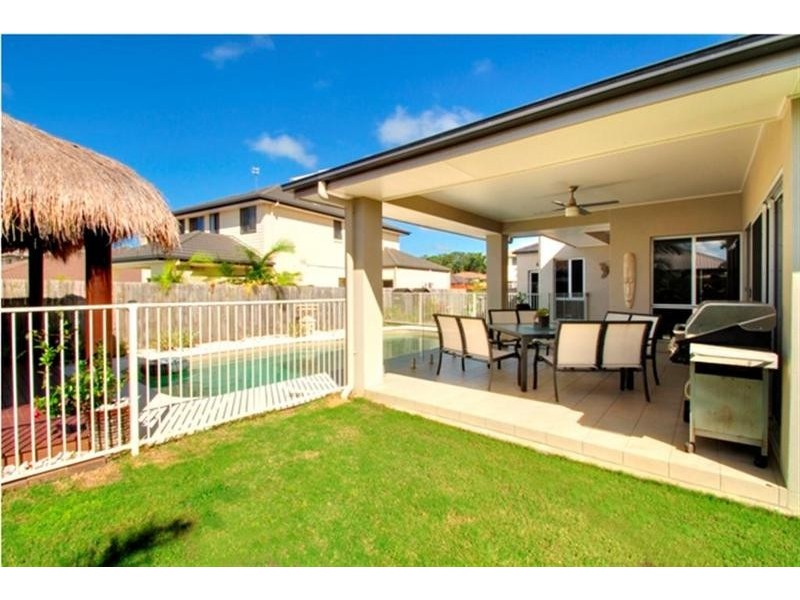 14 Pebbly Creek Crescent, Little Mountain QLD 4551