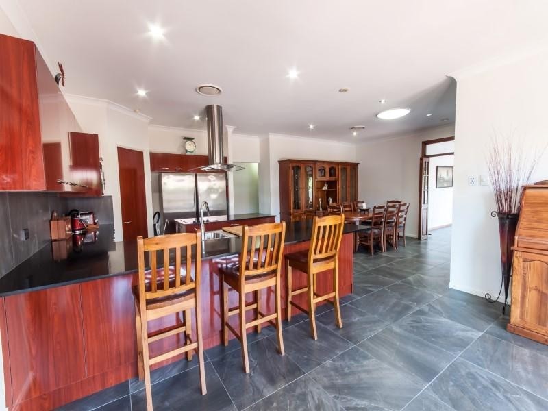 4 Pegwell Place, Currimundi QLD 4551