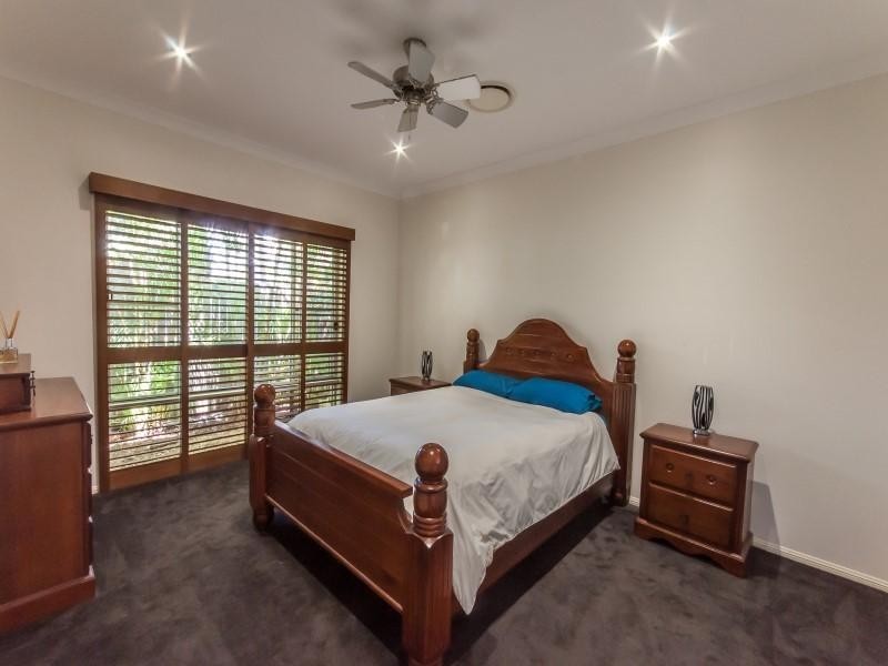 4 Pegwell Place, Currimundi QLD 4551