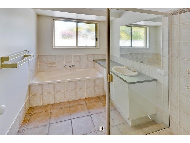 8 Pegwell Place, Currimundi QLD 4551