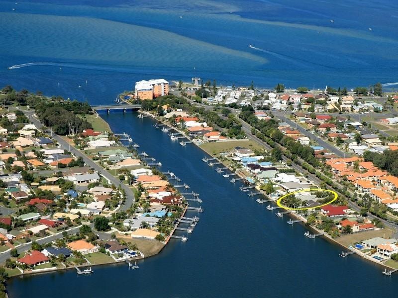 35 Pelican Waters Boulevard, Pelican Waters QLD 4551