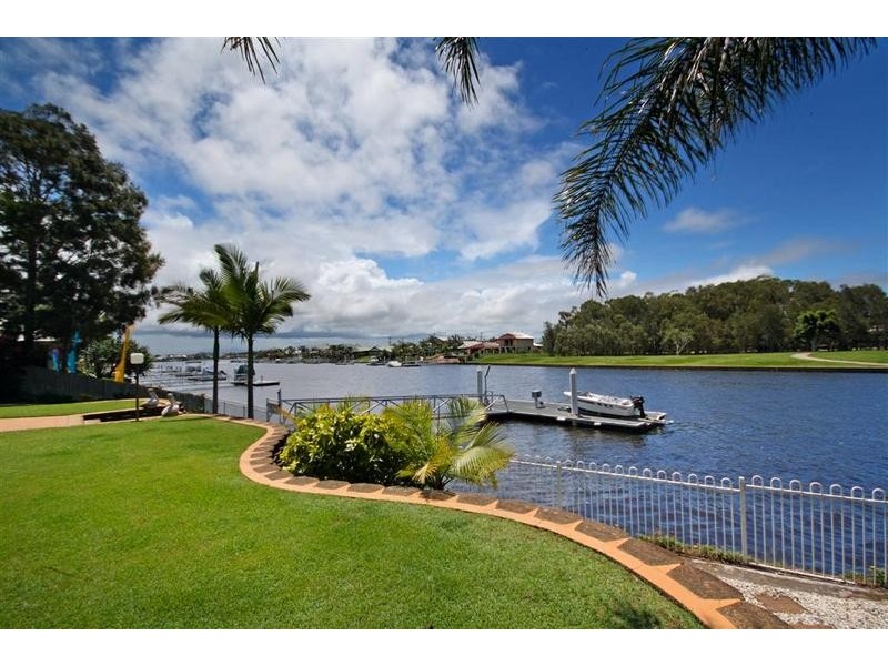 1 Pelican Waters Boulevard, Pelican Waters QLD 4551