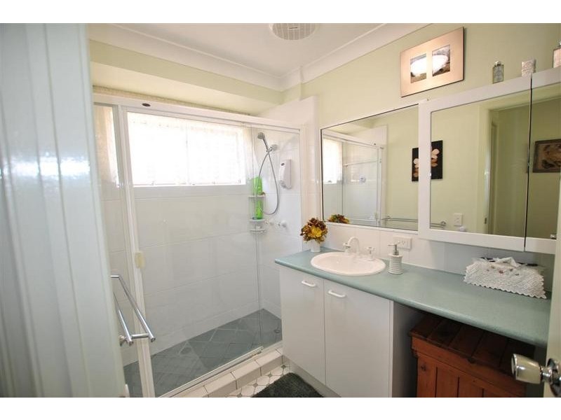 2/ 90 Caloundra Road, Little Mountain QLD 4551