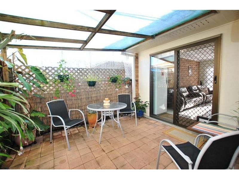 2/ 90 Caloundra Road, Little Mountain QLD 4551