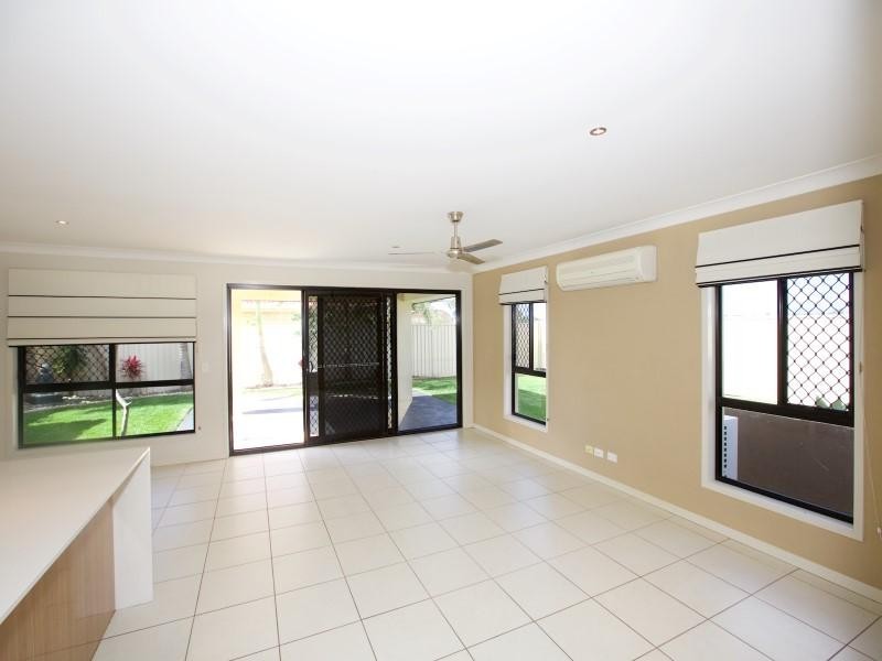 28 Pembroke Avenue, Pelican Waters QLD 4551