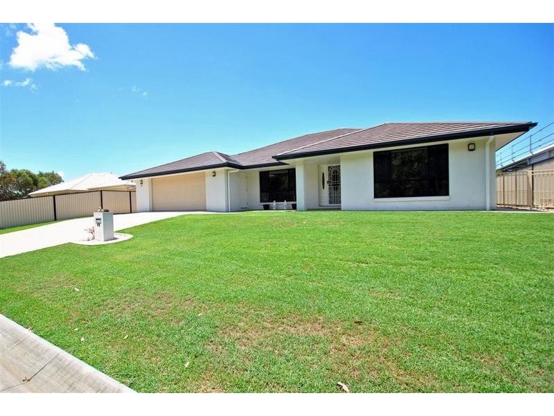 48 Pembroke Avenue, Pelican Waters QLD 4551