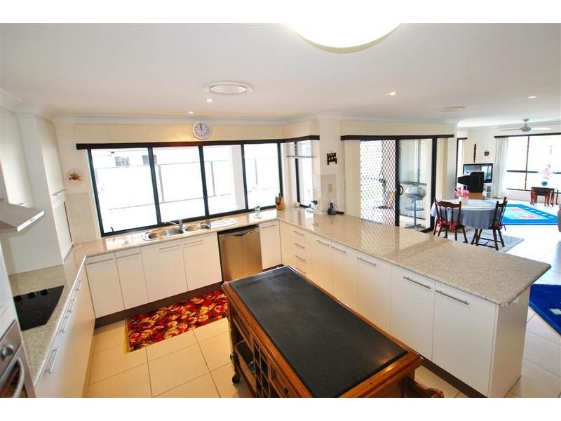 48 Pembroke Avenue, Pelican Waters QLD 4551