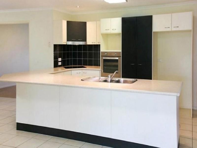 27 Peony Circuit, Little Mountain QLD 4551