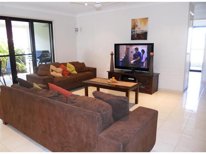 6 Peppermint Crescent, Sippy Downs QLD 4556