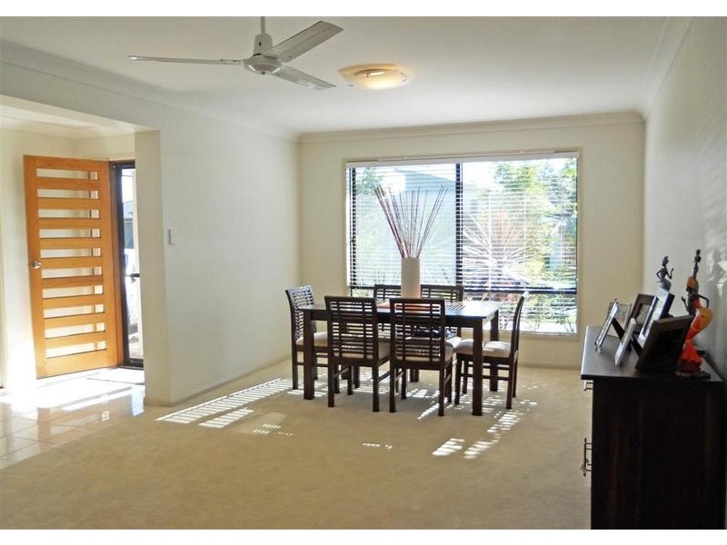 6 Peppermint Crescent, Sippy Downs QLD 4556