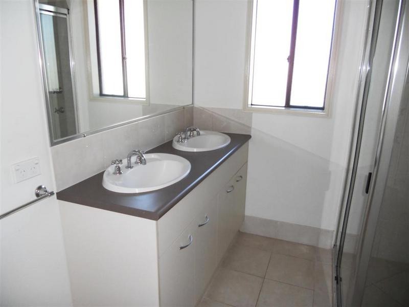 6 Peppermint Crescent, Sippy Downs QLD 4556