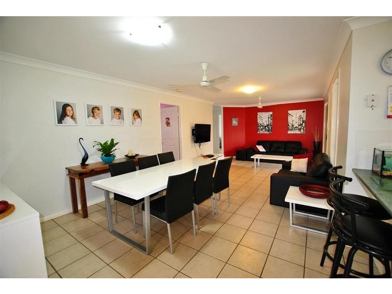 15 Perle Place, Currimundi QLD 4551