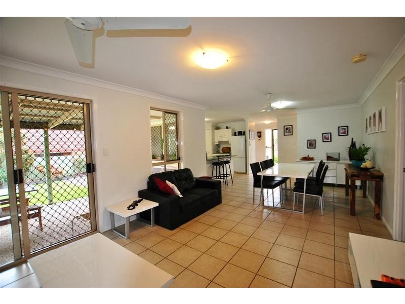 15 Perle Place, Currimundi QLD 4551