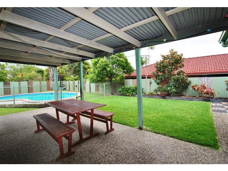 15 Perle Place, Currimundi QLD 4551