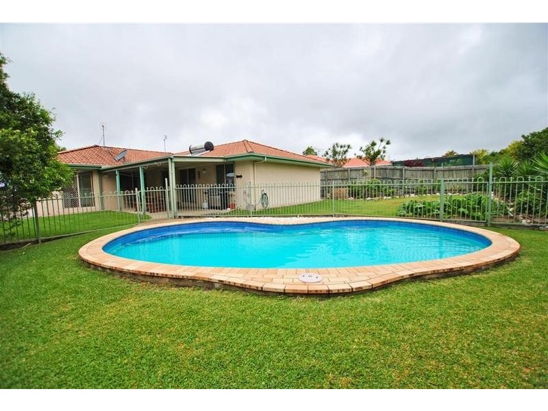 15 Perle Place, Currimundi QLD 4551