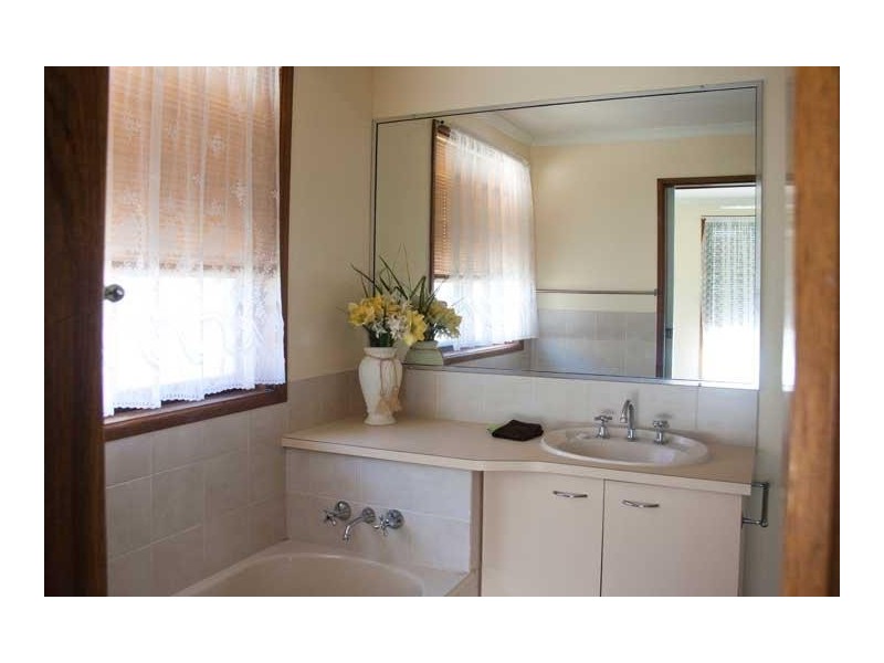 102 Piringa Street, Wurtulla QLD 4575