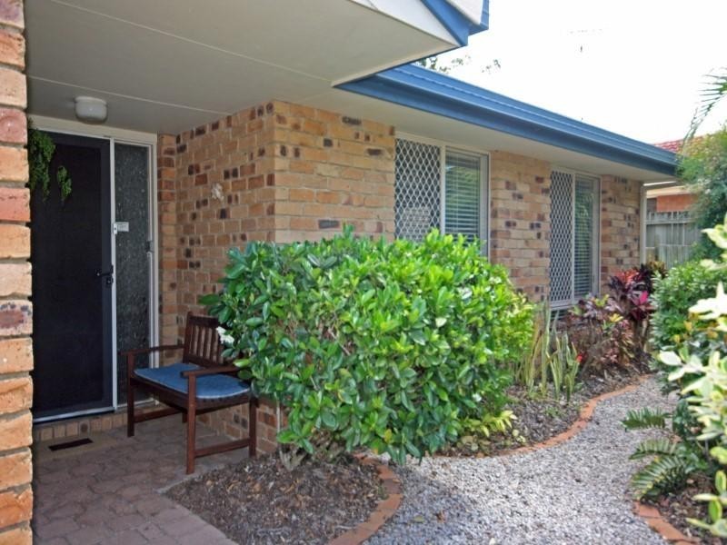 73 Poinsettia Avenue, Mooloolaba QLD 4557