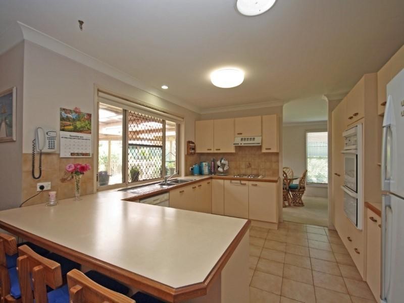 73 Poinsettia Avenue, Mooloolaba QLD 4557
