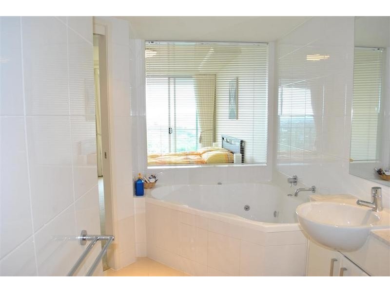 805/ 38 Queen Street, Kings Beach QLD 4551