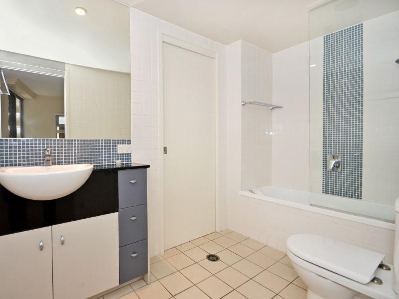 102/ 111 Bulcock Street, Caloundra QLD 4551