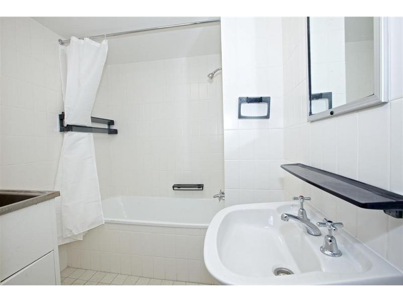 8/ 4 Maloja Avenue, Caloundra QLD 4551