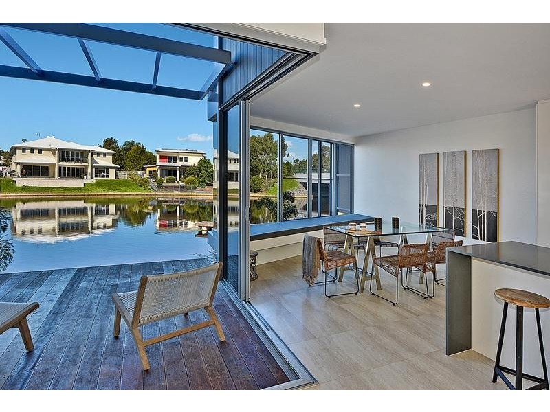 2-6/ 65 Whitehaven Way, Pelican Waters QLD 4551