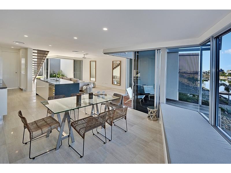 2-6/ 65 Whitehaven Way, Pelican Waters QLD 4551