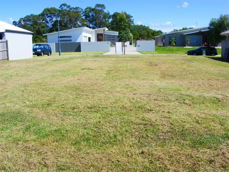 9 Rapanea Street, Meridan Plains QLD 4551