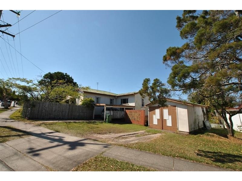 32 Regent Street, Caloundra QLD 4551